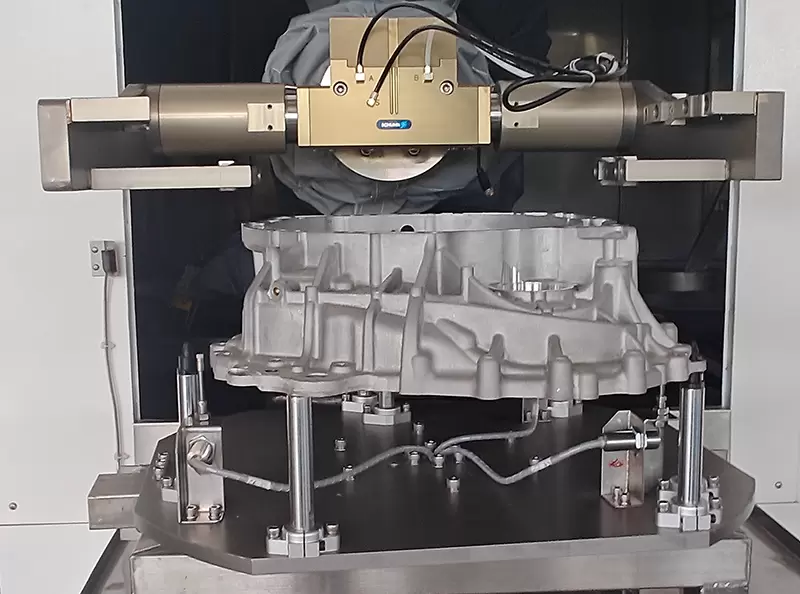 高压机器人去毛刺清洗机